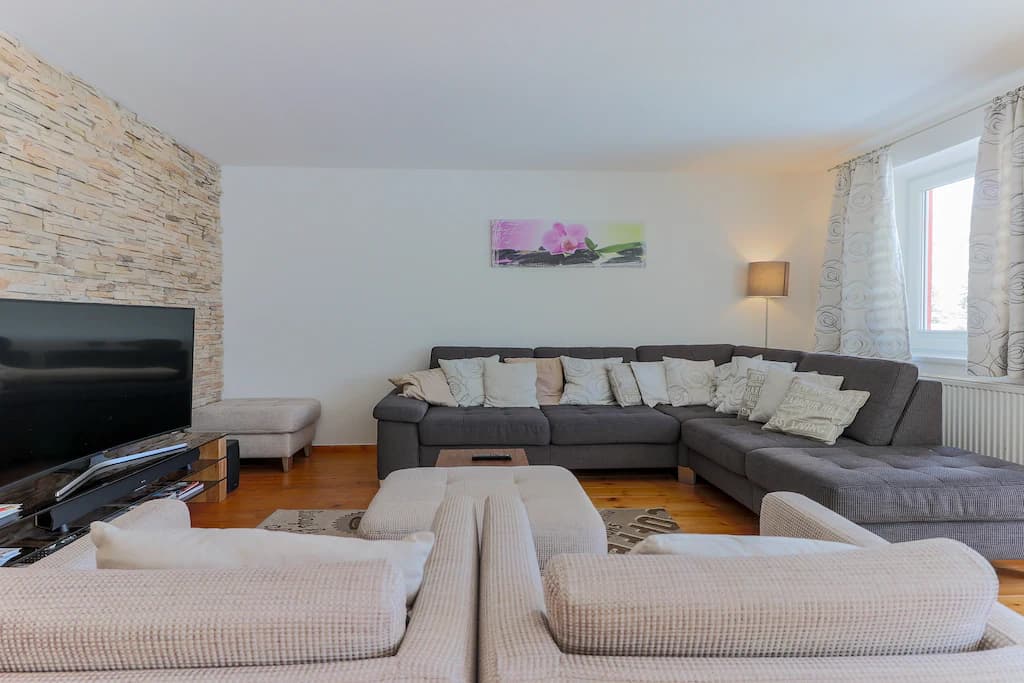 Haus Marigold / 8 pax — 3