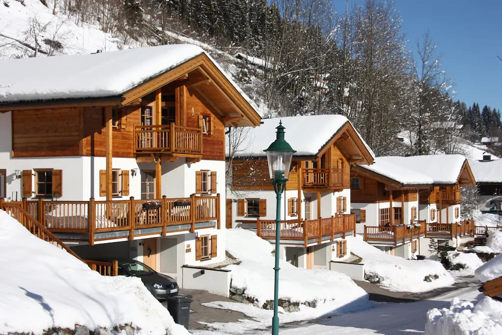 Chalets im Wald — 2